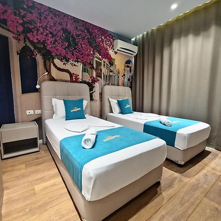 Suncoast Rooms Port Side Sarandë Buitenkant foto