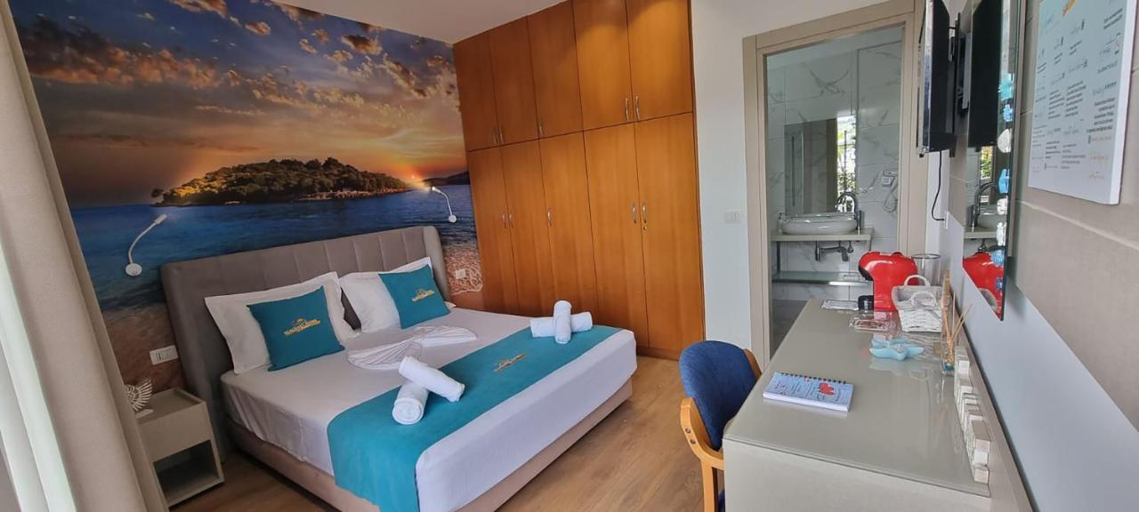 Suncoast Rooms Port Side Sarandë Buitenkant foto