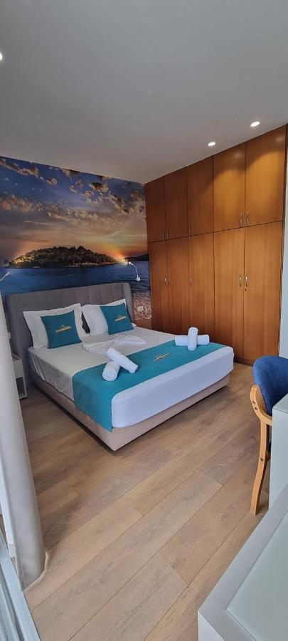 Suncoast Rooms Port Side Sarandë Buitenkant foto