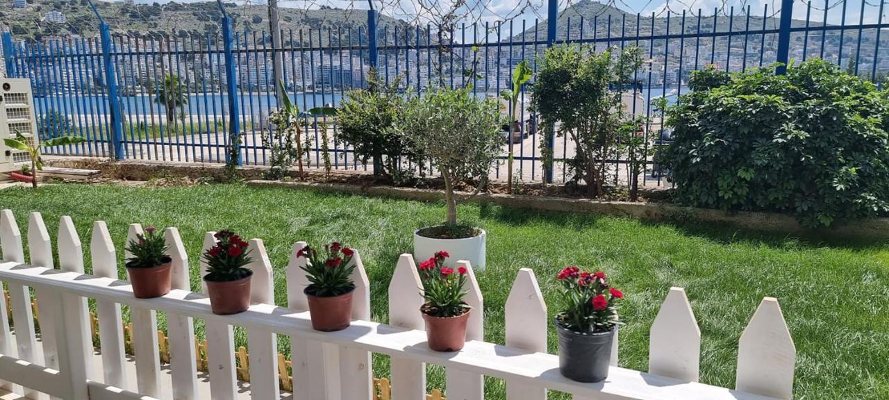 Suncoast Rooms Port Side Sarandë Buitenkant foto