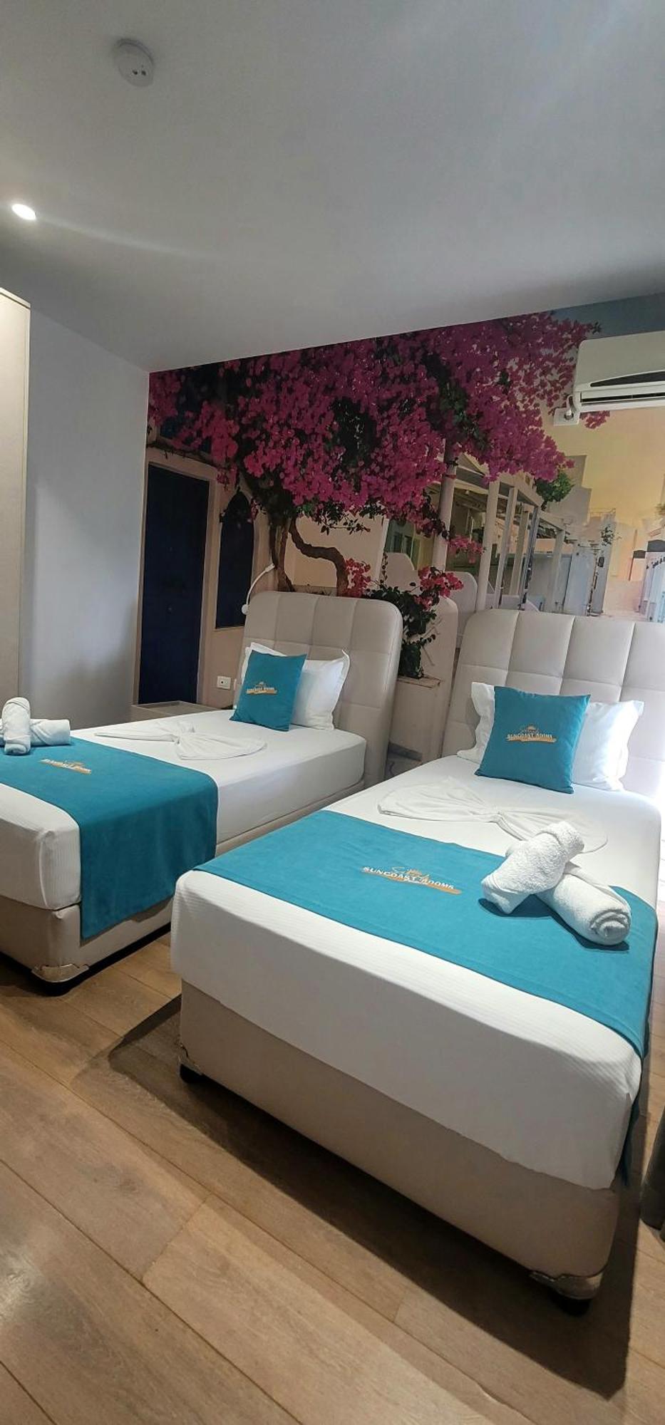 Suncoast Rooms Port Side Sarandë Buitenkant foto